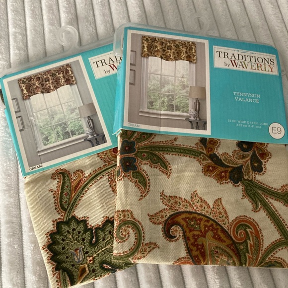 Other - NWOTS Valances